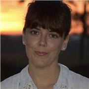 Profesora de teatro con enfoque en el crecimiento personal (emocional y creativo) con niños desde 5 años.